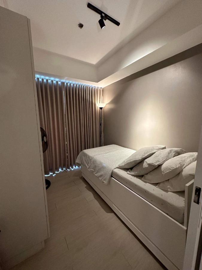 Azure Urban Resort Residence R&C - Paranaque Manila Eksteriør billede