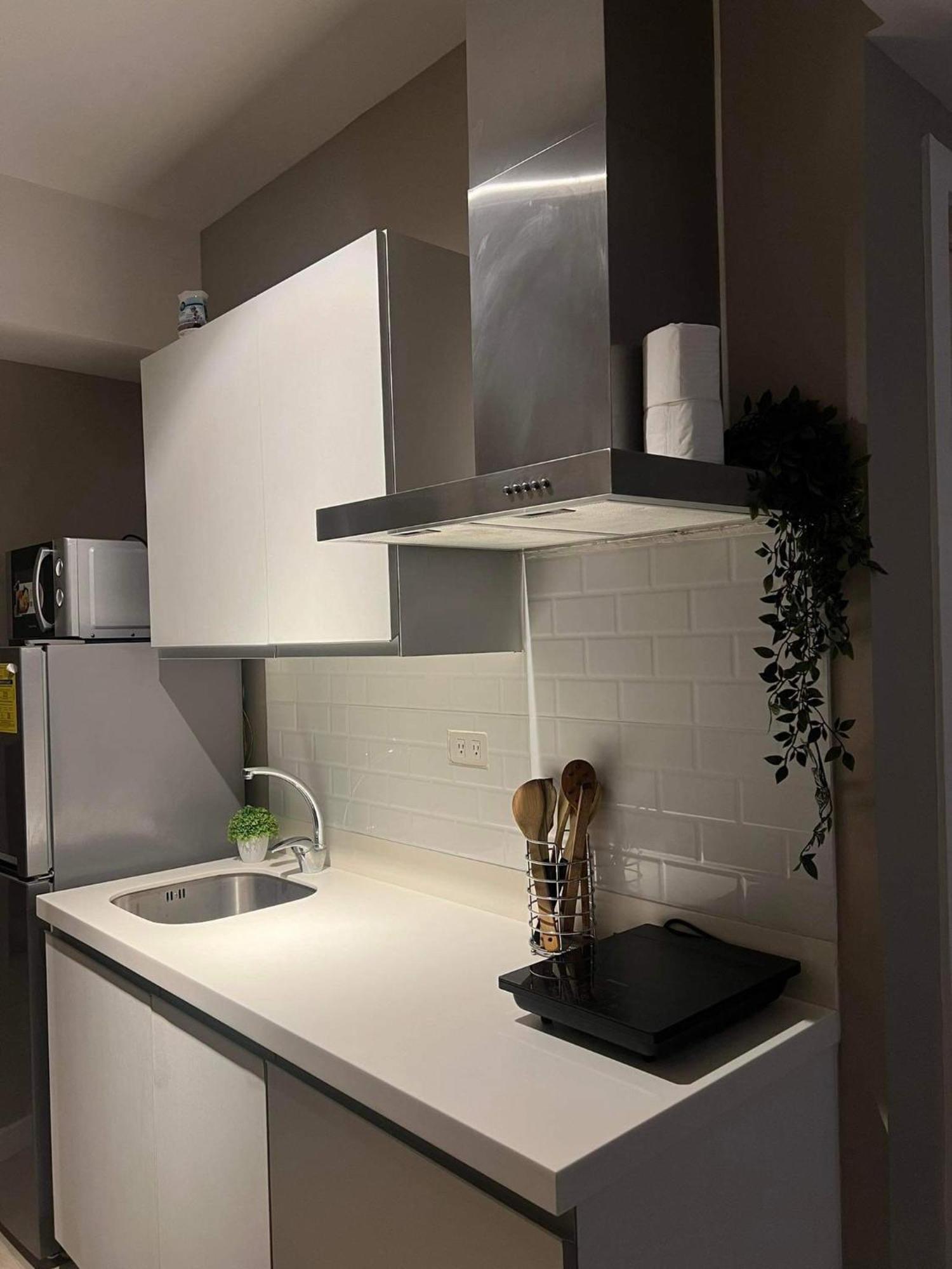 Azure Urban Resort Residence R&C - Paranaque Manila Eksteriør billede