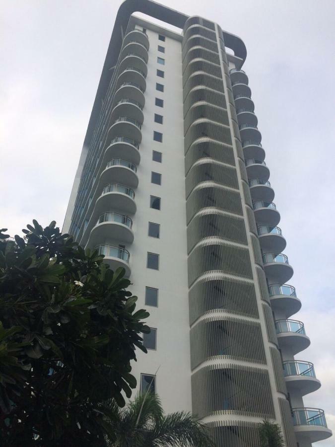 Azure Urban Resort Residence R&C - Paranaque Manila Eksteriør billede