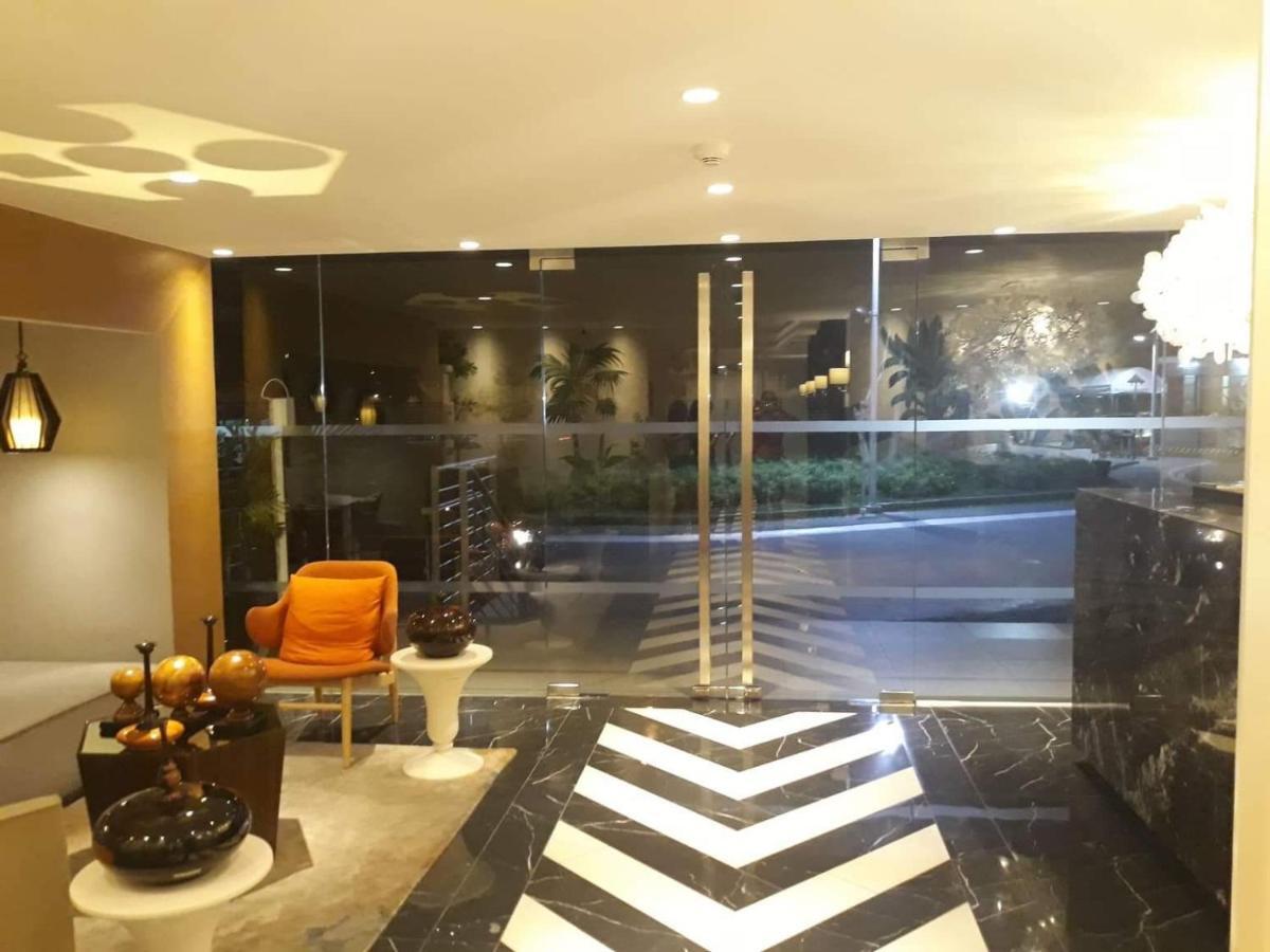 Azure Urban Resort Residence R&C - Paranaque Manila Eksteriør billede